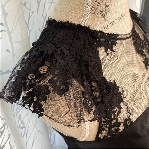 Burberry Prorsum black silk sheer lace scrunched gathered sleeveless midi dress - Picture 8 of 14